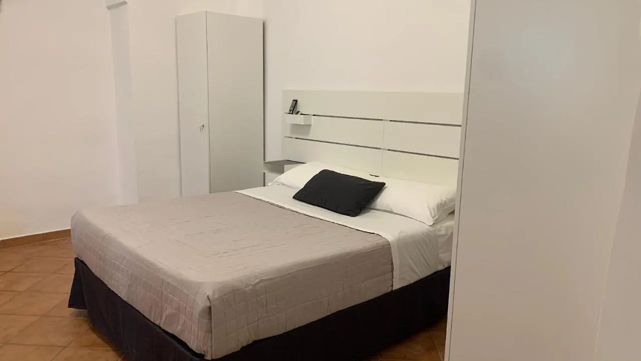 Suite Caracciolo 315 Naples 0*,  Italy